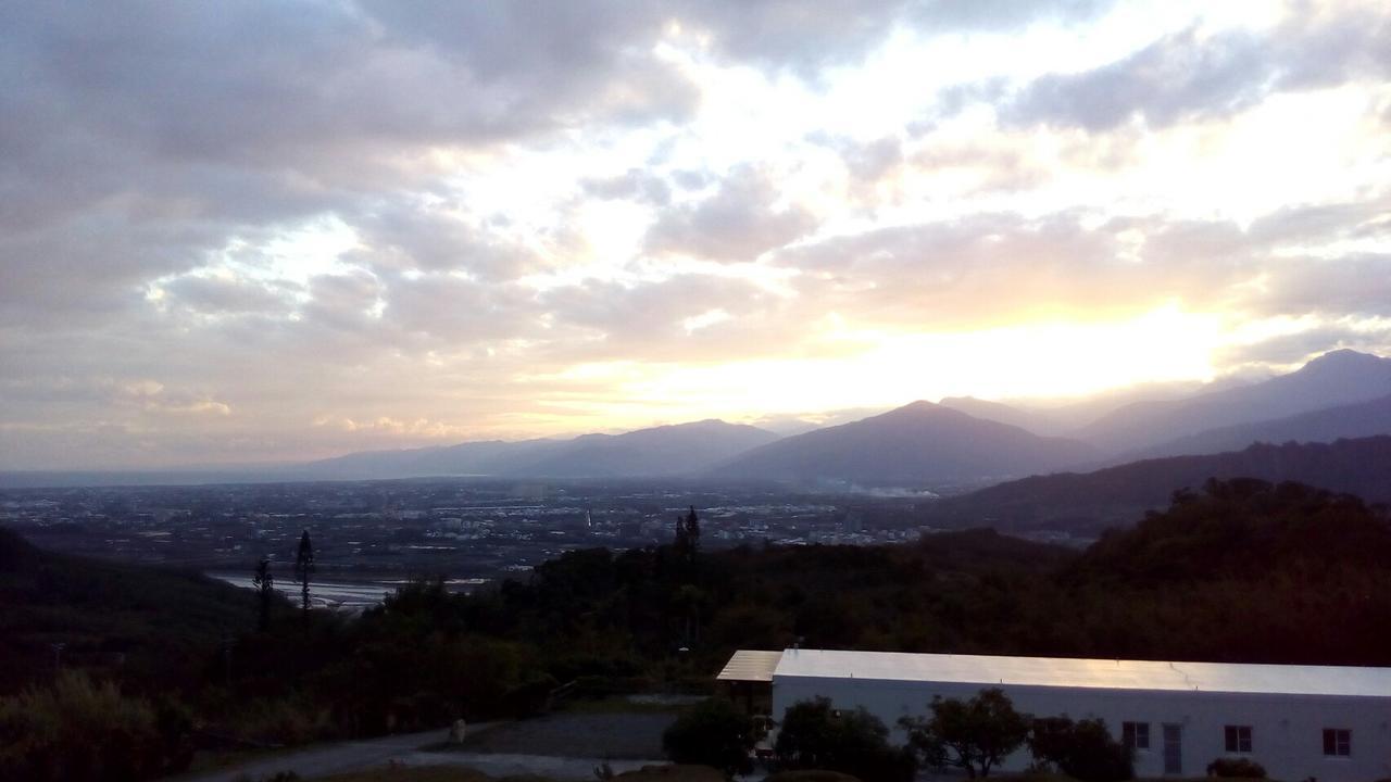 日初山莊 Sunrise Taitung Appartement Fuyuan Buitenkant foto